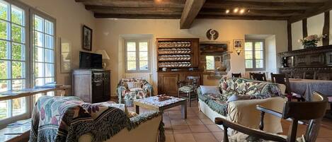 Televisio