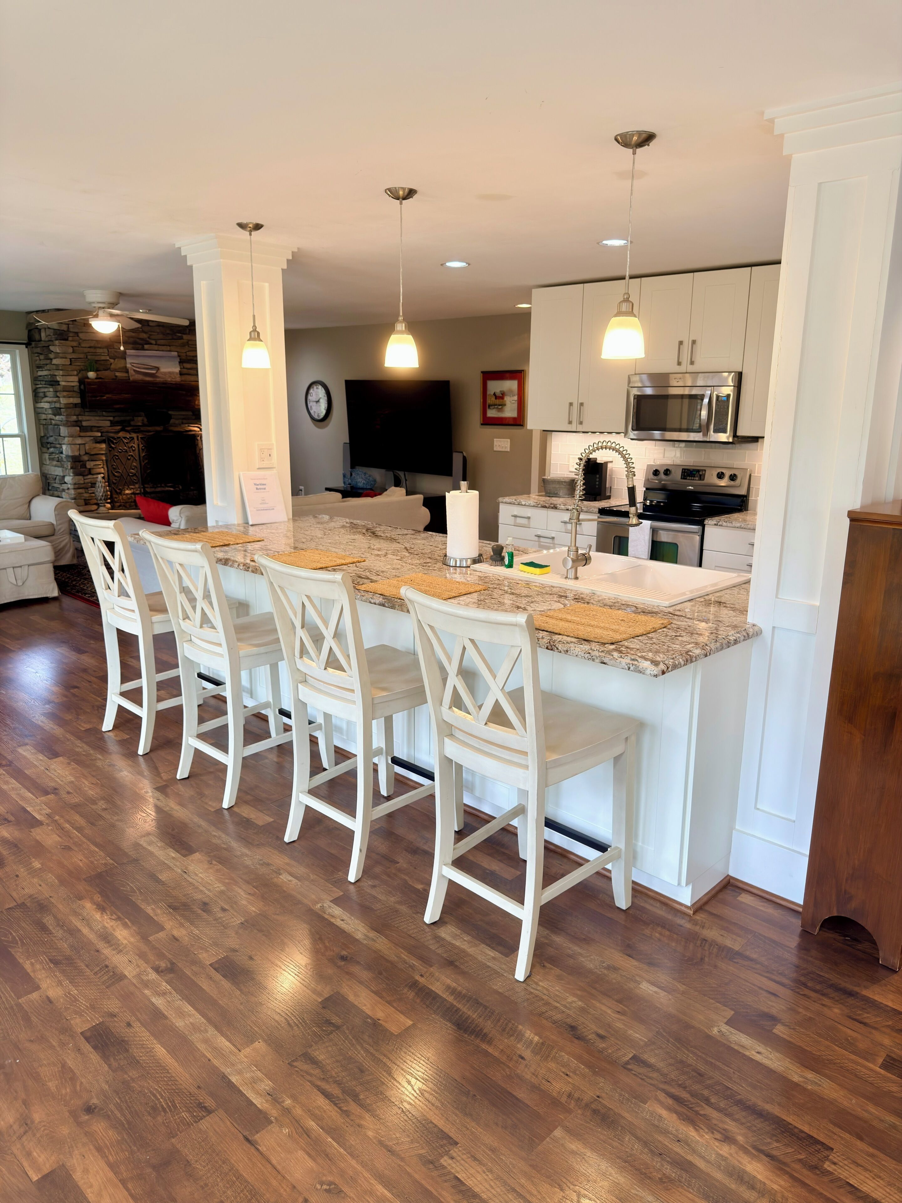 Micro-ondes, four, plaque de cuisson, lave-vaisselle