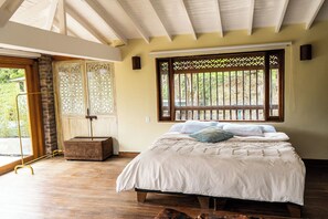 6 bedrooms, WiFi - Sahara Lodge: Nature, Design & Arabian Horses (El retiro)