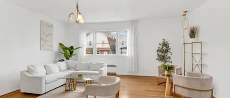 Luxury House | Living area