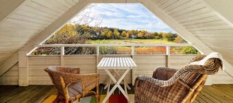 Amazing home in Strömstad with WiFi