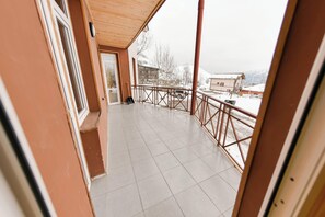 Kamar Triple, balkon | Wi-Fi gratis