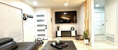 Televisión, chimenea