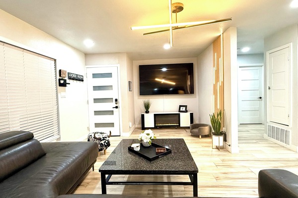 Smart TV, lareira, videogames