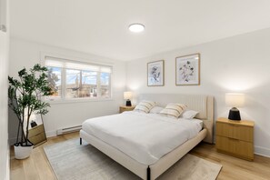 3 chambres, fer et planche à repasser, accès au Wi-Fi (inclus)