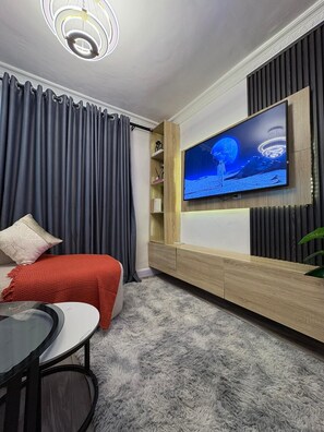 1 chambre, fer et planche à repasser, Wi-Fi gratuit, draps fournis