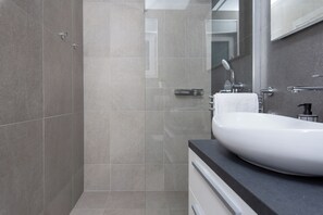 Een douche, een bidet