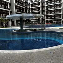 2 piscinas cubiertas