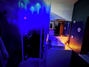 Dusj, hürføner, hündklÌr og süpe