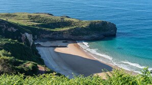 Beach - Brisas de Andrín - Near Andrín Beach, Llanes (Andrin)
