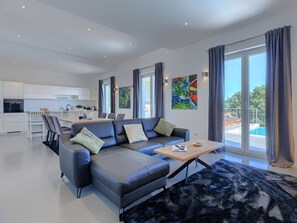 TV, fireplace - Cappenberg by Interhome (Pula/Marčana)