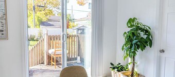 Spacious 4BDRS Entire House near DT, Free Parking