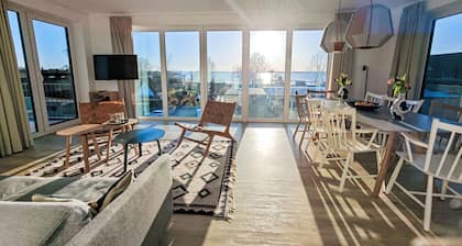 Penthouse Seeblick by Interhome