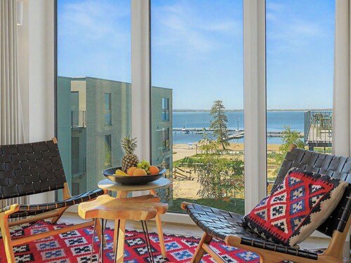 Penthouse Seevibes 639 (mit Seeblick) by Interhome