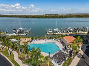 A heated pool - Waterside and Wonderful, Sunset Views, Plenty of Amenities - FMB - Condo gulf Mist - Roelens (Fort Myers Beach)