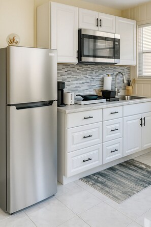 Mikroaaltouuni, liesi