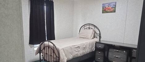 3 chambres, fer et planche Ă repasser, Wi-Fi, literie fournie