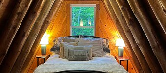 Lakeside A-frame Cottage