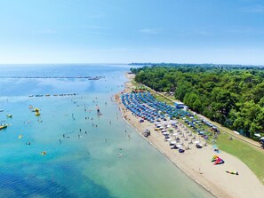 Beach - Beautiful apartment in villa for 6 guests with pool, A/C, WIFI and terrace (Grado)
