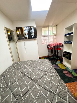 1 Schlafzimmer, Bügeleisen/Bügelbrett, WLAN