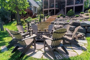 Property grounds - Lake View Lodge by PMR, Lakefront, Private Boat Slip, fire pit, gameroom (Lake Harmony)