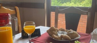 アレッシオ ルームズ クルヤ