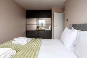 3 Schlafzimmer, Bügeleisen/Bügelbrett, Internetzugang