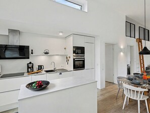 Fridge, microwave, oven, dishwasher - Morgentau by Interhome (Lembruch)