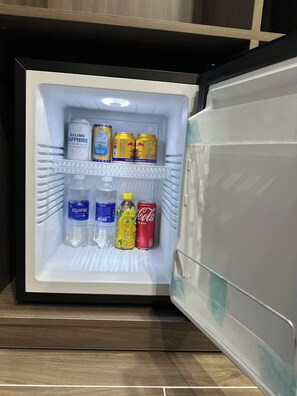 ファミリー ルーム | デスク、遮光カーテン、防音設備、WiFi (無料)