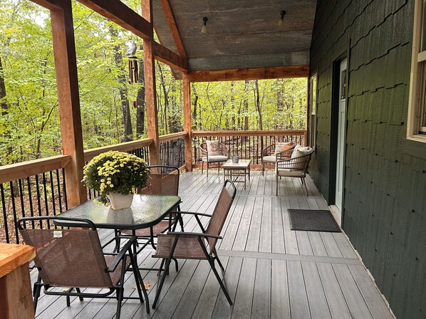 屋外ダイニングエリア