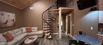 The Owl's Echo Cabin