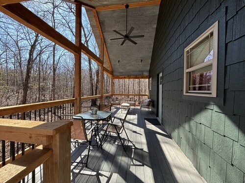 The Owl's Echo Cabin