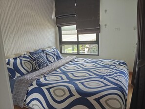 1 habitación, tabla de planchar con plancha, wifi y ropa de cama 