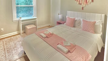 3 habitaciones, tabla de planchar con plancha y wifi