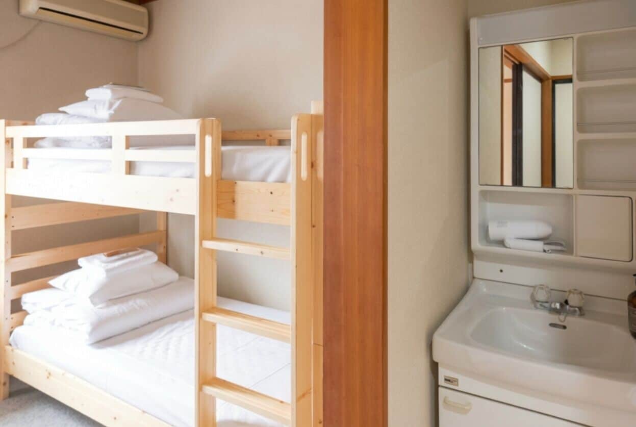 Twin Room | Free WiFi