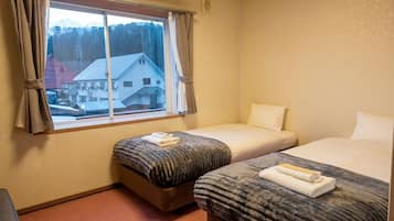 三人房 | 免費 Wi-Fi