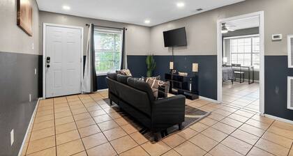 Cozy Home, Near BatonRouge General Hospital, Museum & LSU!