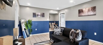 Cozy Home, Near BatonRouge General Hospital, Museum & LSU!