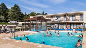 Pool - 2 Rooms 4 People (Chinon)