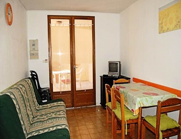 Living room - 2 Rooms for 4 People (Leucate)