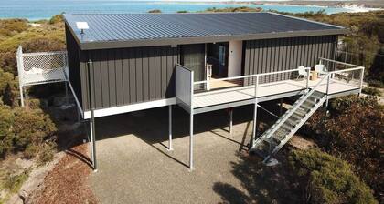 sommerhus a Danish inspired beach front retreat