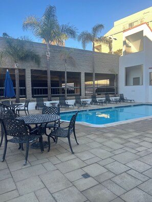 Outdoor pool - Beautiful unobstructive, ocean views and pier. 3-bedroom condo in San Clemente (San Clemente)