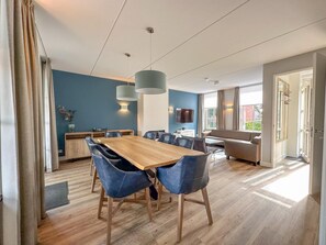 Dining - Luxury detached wellness villa near the sea (Colijnsplaat)