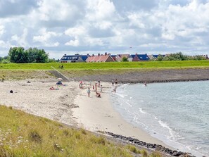 Beach - Luxury detached wellness villa near the sea (Colijnsplaat)