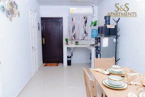 تناول الطعام