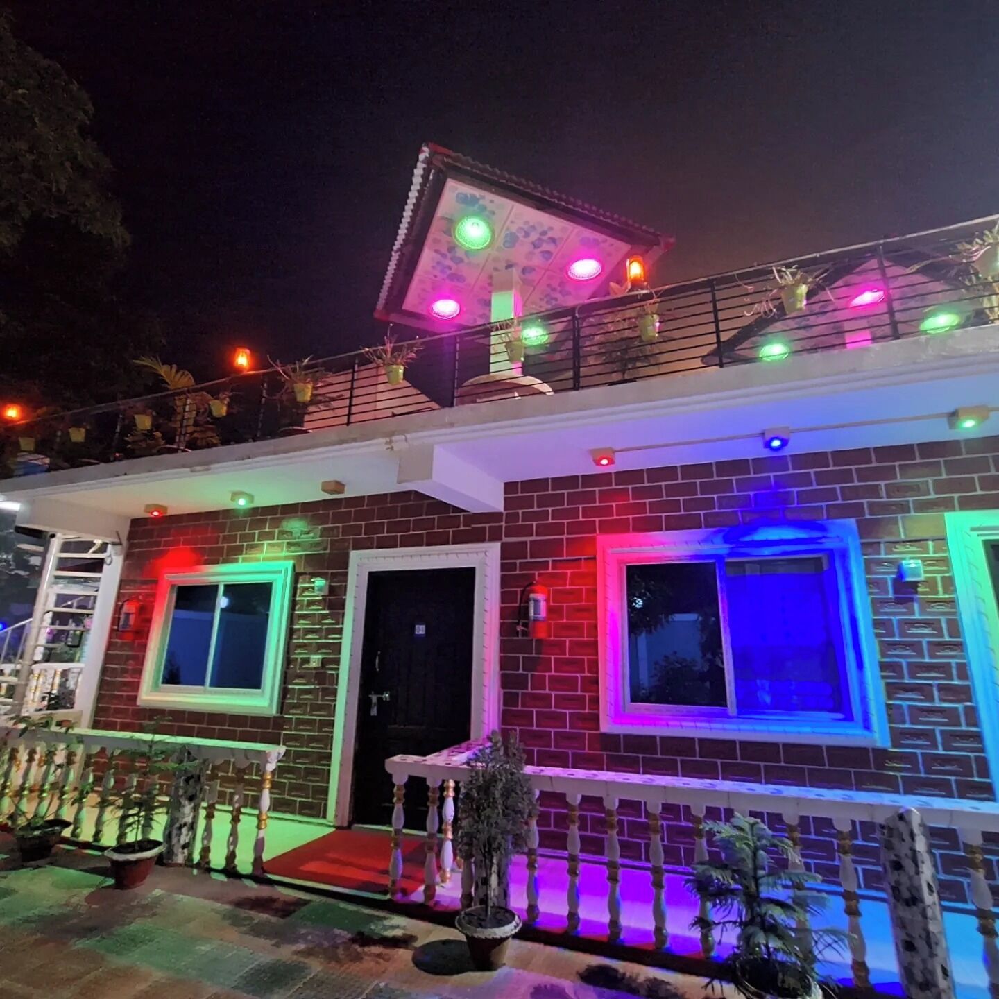 واجهة المنشأة