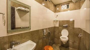 Family Room | Bathroom | Bathtub, slippers, towels, soap