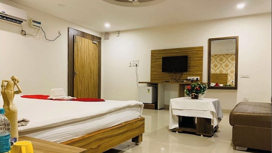 The Landmark Hotel Banjarahills