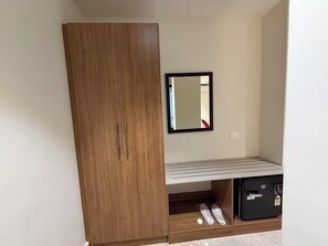 Két bảo mật tại phòng, bàn, khu vực làm việc phù hợp cho laptop 