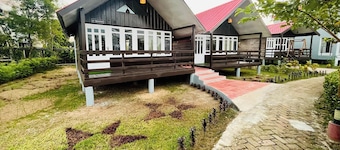 Waterlily Resort Sreemangal